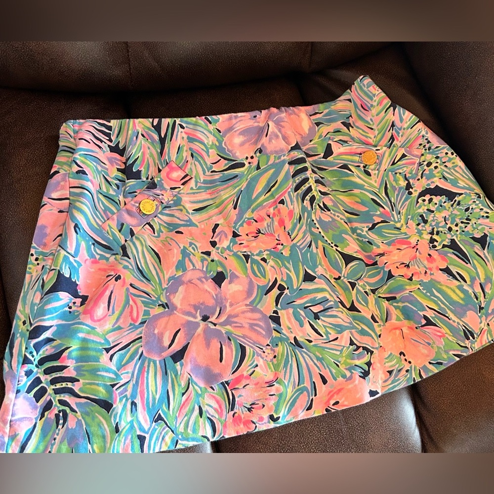 Lilly Pulitzer Skort in Floral Tropical Print